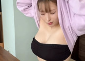 겨 드러내는 포즈