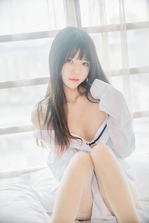 인형같은 모델이네