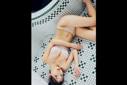 차분한 매력이있네